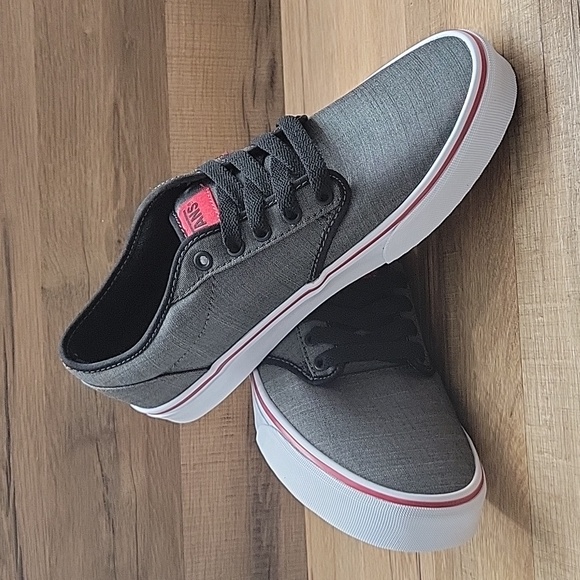 Van's Atwood Brand new in the box authentic uper textile. - Picture 6 of 11